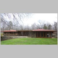 David and Christine Weisblat House (built 1949), Galesburg, Michigan, photo Wtford, Wikipedia.jpg